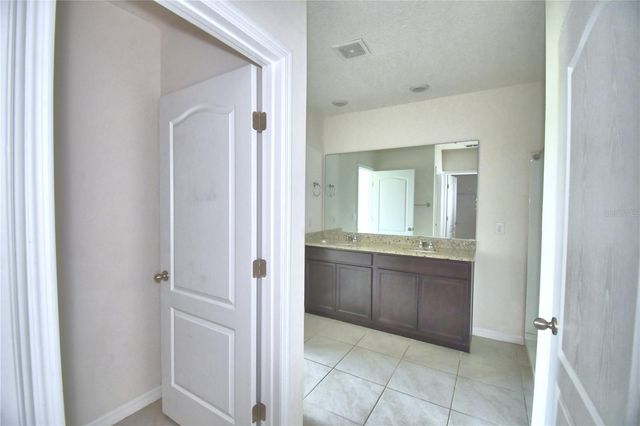 5628 SILTSTONE STREET, Lakeland, FL 33811