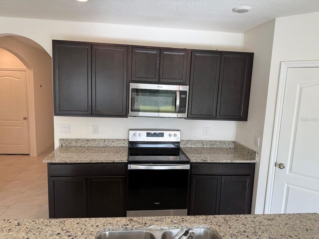 5628 SILTSTONE STREET, Lakeland, FL 33811