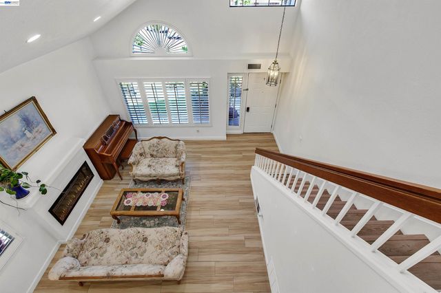 3374 Brook Leaf Ct, San Jose, CA 95132