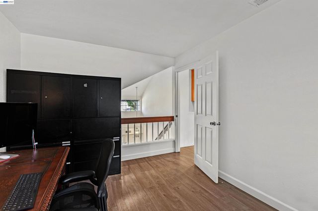 3374 Brook Leaf Ct, San Jose, CA 95132