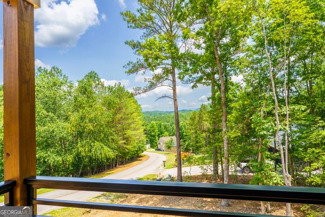 215 Brookhaven Drive, Blairsville, GA 30512