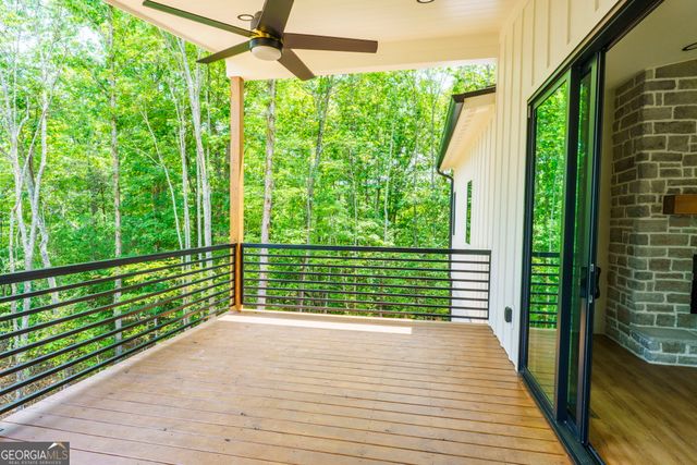 215 Brookhaven Drive, Blairsville, GA 30512
