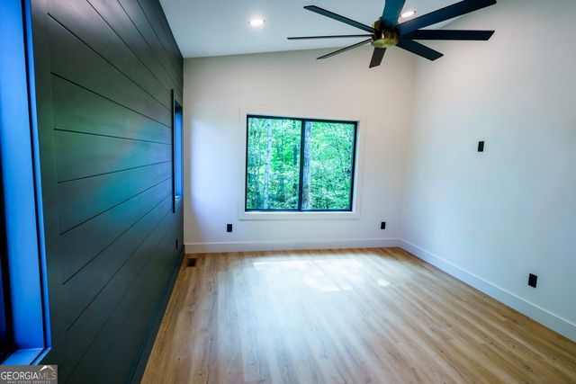 215 Brookhaven Drive, Blairsville, GA 30512