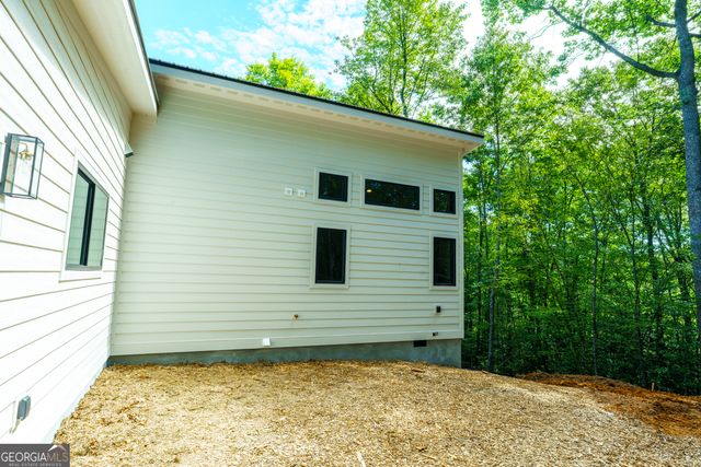 215 Brookhaven Drive, Blairsville, GA 30512