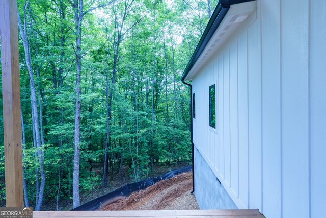 215 Brookhaven Drive, Blairsville, GA 30512