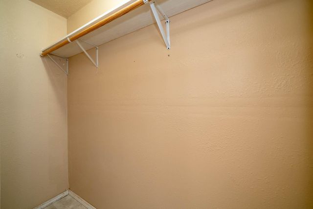 809 Herbert, Marshall, TX 75670