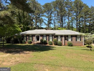 380 Burke Circle, Mcdonough, GA 30253