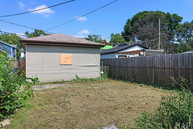 5338 W Kinzie Street, Chicago, IL 60644