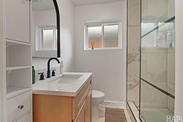 5338 W Kinzie Street, Chicago, IL 60644