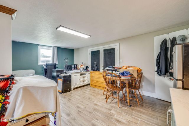 236 Keystone Drive, Blountville, TN 37617