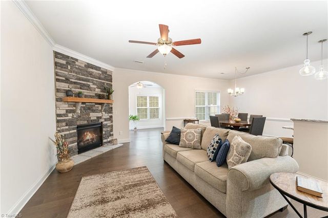 1601 Suzanne Lane, Lexington, NC 27295