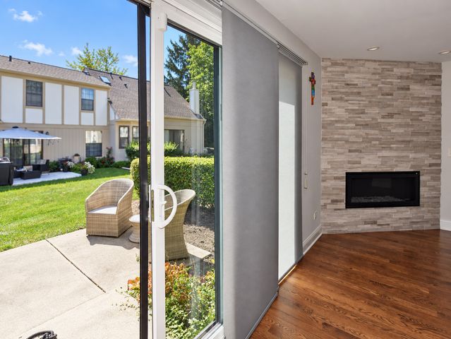 4587 Olmstead Drive, Hoffman Estates, IL 60192