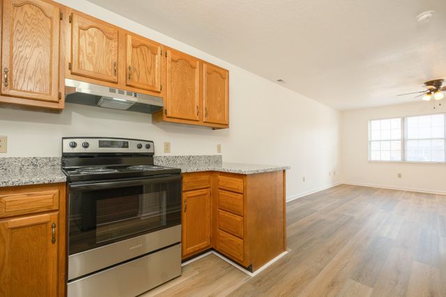 587 Baker Rd, Martin, TN 38237