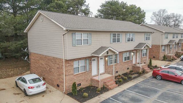 587 Baker Rd, Martin, TN 38237