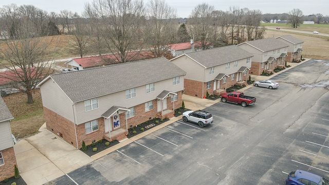 587 Baker Rd, Martin, TN 38237