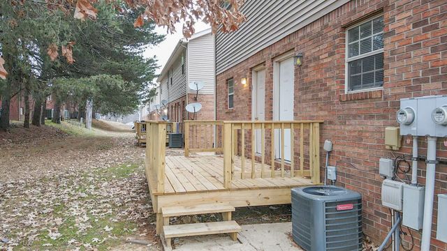 587 Baker Rd, Martin, TN 38237