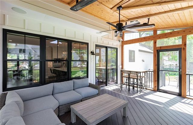 7404 Fontana Street, Prairie Village, KS 66208