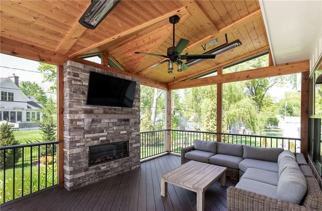 7404 Fontana Street, Prairie Village, KS 66208