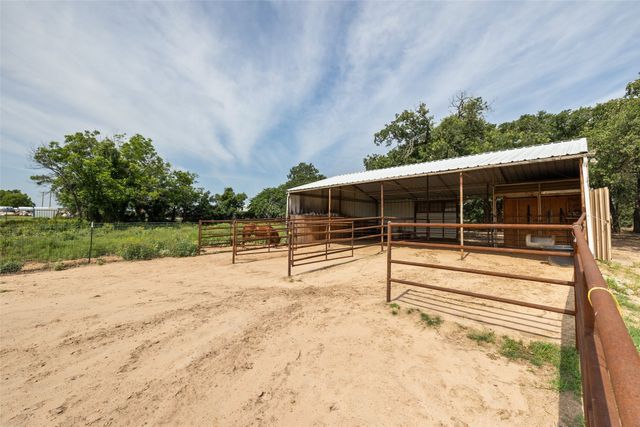 19901 S Highway 281, Lipan, TX 76462