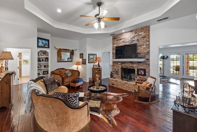 19901 S Highway 281, Lipan, TX 76462