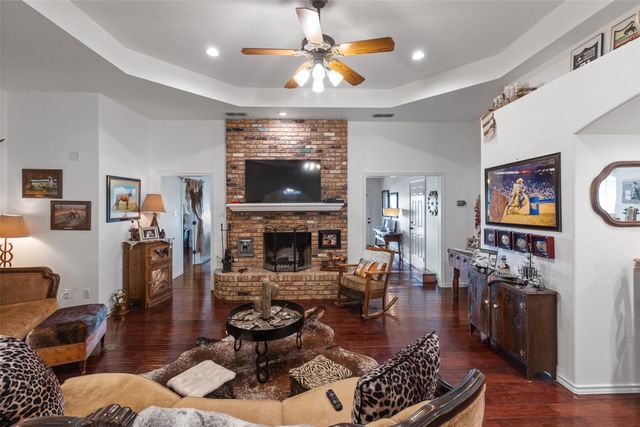 19901 S Highway 281, Lipan, TX 76462
