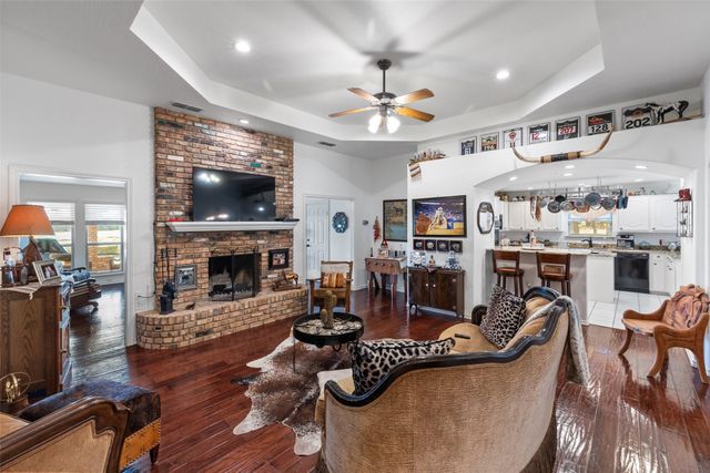 19901 S Highway 281, Lipan, TX 76462