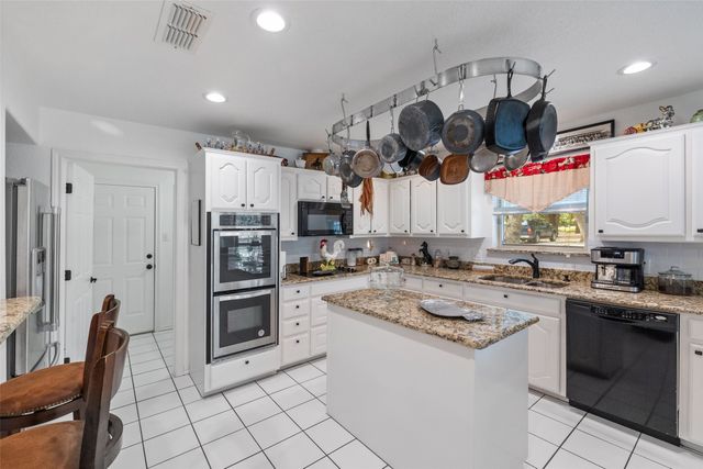 19901 S Highway 281, Lipan, TX 76462