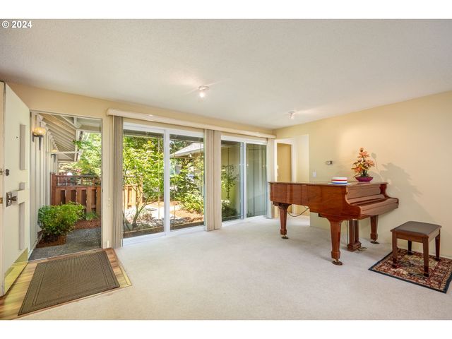 804 Ne 174TH Ave, Portland, OR 97230