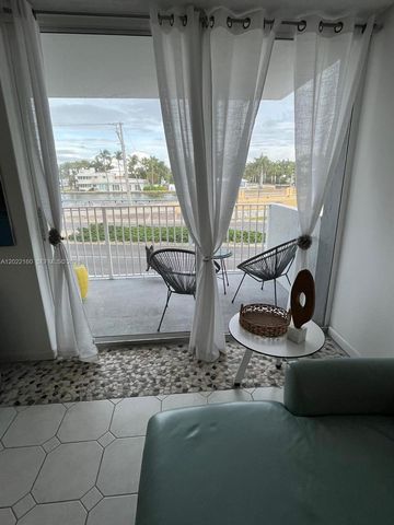 211 S Ocean Drive 204, Hollywood, FL 33019