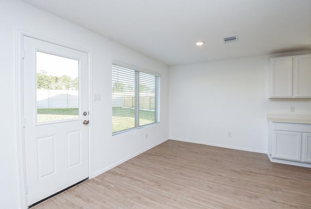 18987 Panzini Dr, New Caney, TX 77357