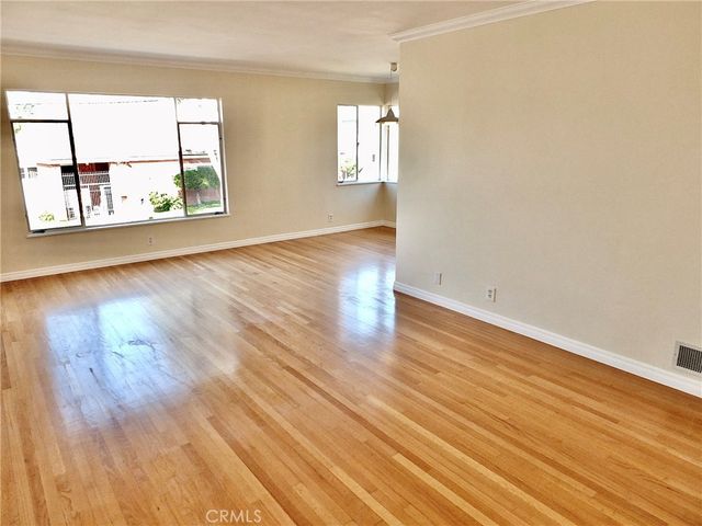 1250 E East 3rd Street 7, Long Beach, CA 90802