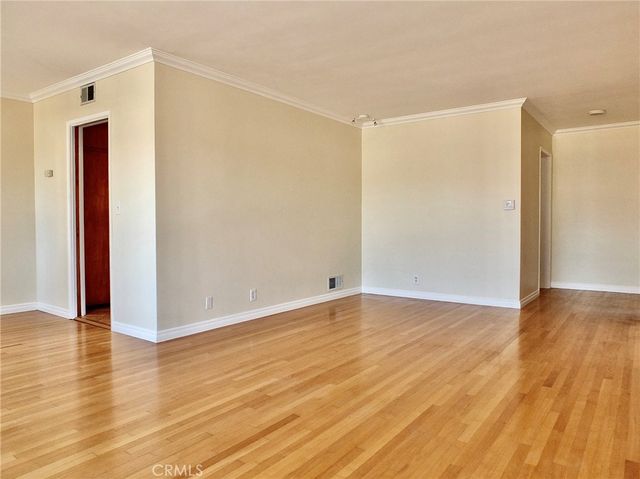 1250 E East 3rd Street 7, Long Beach, CA 90802