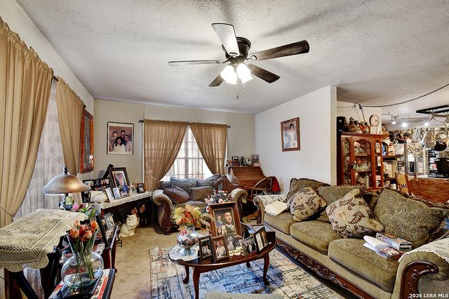 2740 Churchill, Converse, TX 78109