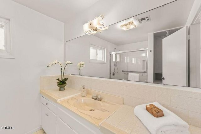 1046 Driftwood Lane, Ventura, CA 93001