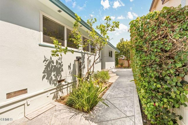 1046 Driftwood Lane, Ventura, CA 93001