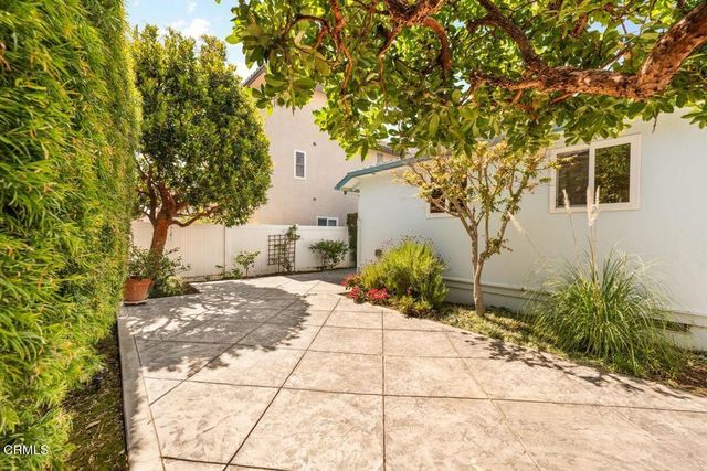 1046 Driftwood Lane, Ventura, CA 93001