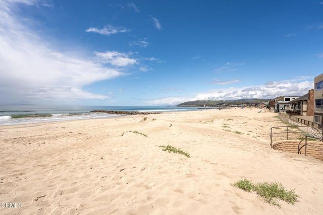 1046 Driftwood Lane, Ventura, CA 93001