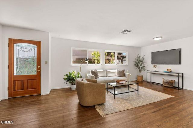 1046 Driftwood Lane, Ventura, CA 93001