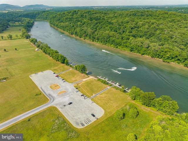 119 PISCATAWAY LN, Hedgesville, WV 25427