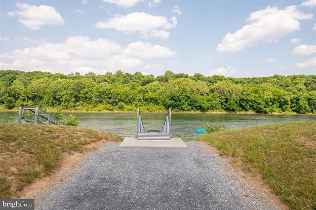 119 PISCATAWAY LN, Hedgesville, WV 25427
