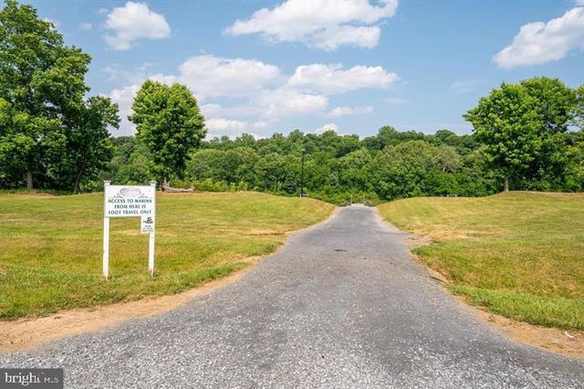 119 PISCATAWAY LN, Hedgesville, WV 25427