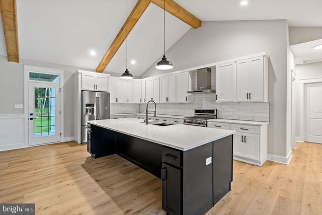 119 PISCATAWAY LN, Hedgesville, WV 25427
