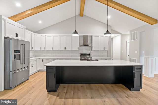 119 PISCATAWAY LN, Hedgesville, WV 25427