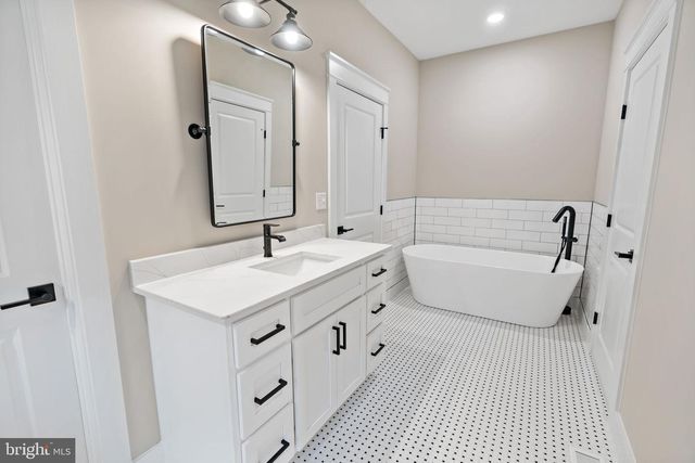 119 PISCATAWAY LN, Hedgesville, WV 25427