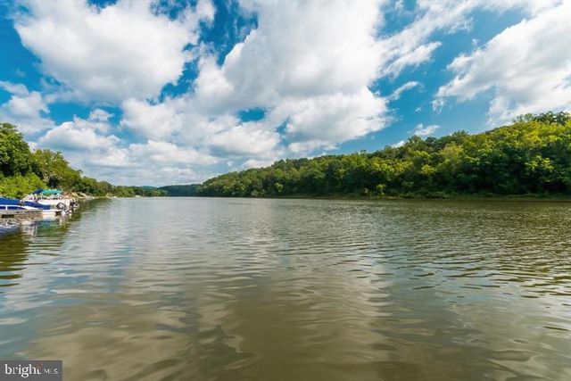 119 PISCATAWAY LN, Hedgesville, WV 25427