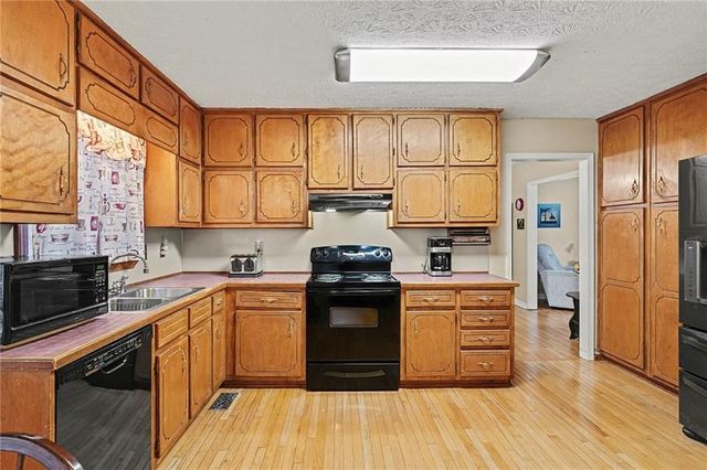 324 Stonecutters Cove, Stockbridge, GA 30281