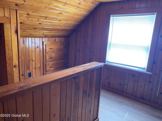 483 Bradford Road, Schenectady, NY 12304
