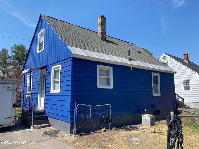 483 Bradford Road, Schenectady, NY 12304