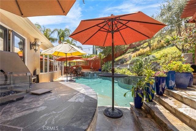 17059 Noble View, Riverside, CA 92503