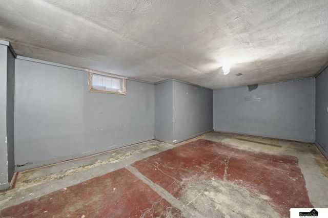 2031 S 34th Street, Lincoln, NE 68506